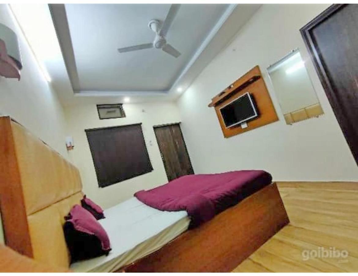 Hotel Basera Guest House, Сахаранпур Екстериор снимка