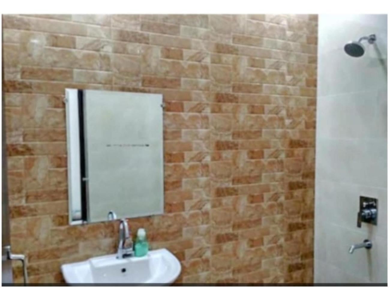Hotel Basera Guest House, Сахаранпур Екстериор снимка