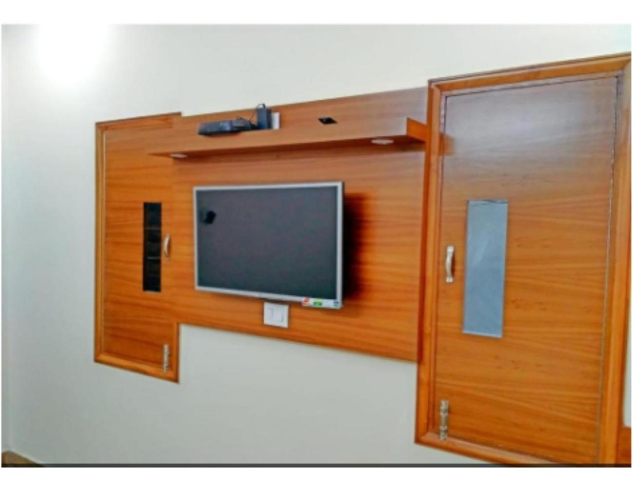 Hotel Basera Guest House, Сахаранпур Екстериор снимка